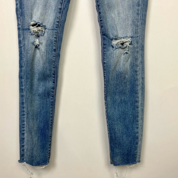 Garage high waist stretch jeggings medium wash. Size: 1 (Juniors) - Picture 5 of 13